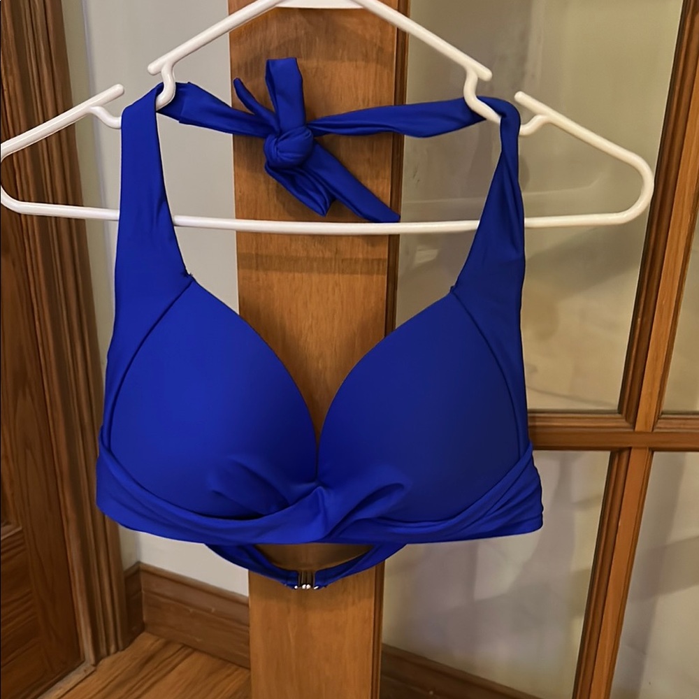 NWOT, Vibrant Blue Halter Bikini Top, built on padding with push up, size XL